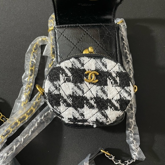 Chanel makeup line gift bag - Picture 3 of 7